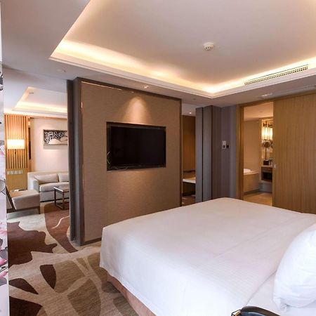 Готель Ramada Plaza By Wyndham Fuzhou South Екстер'єр фото