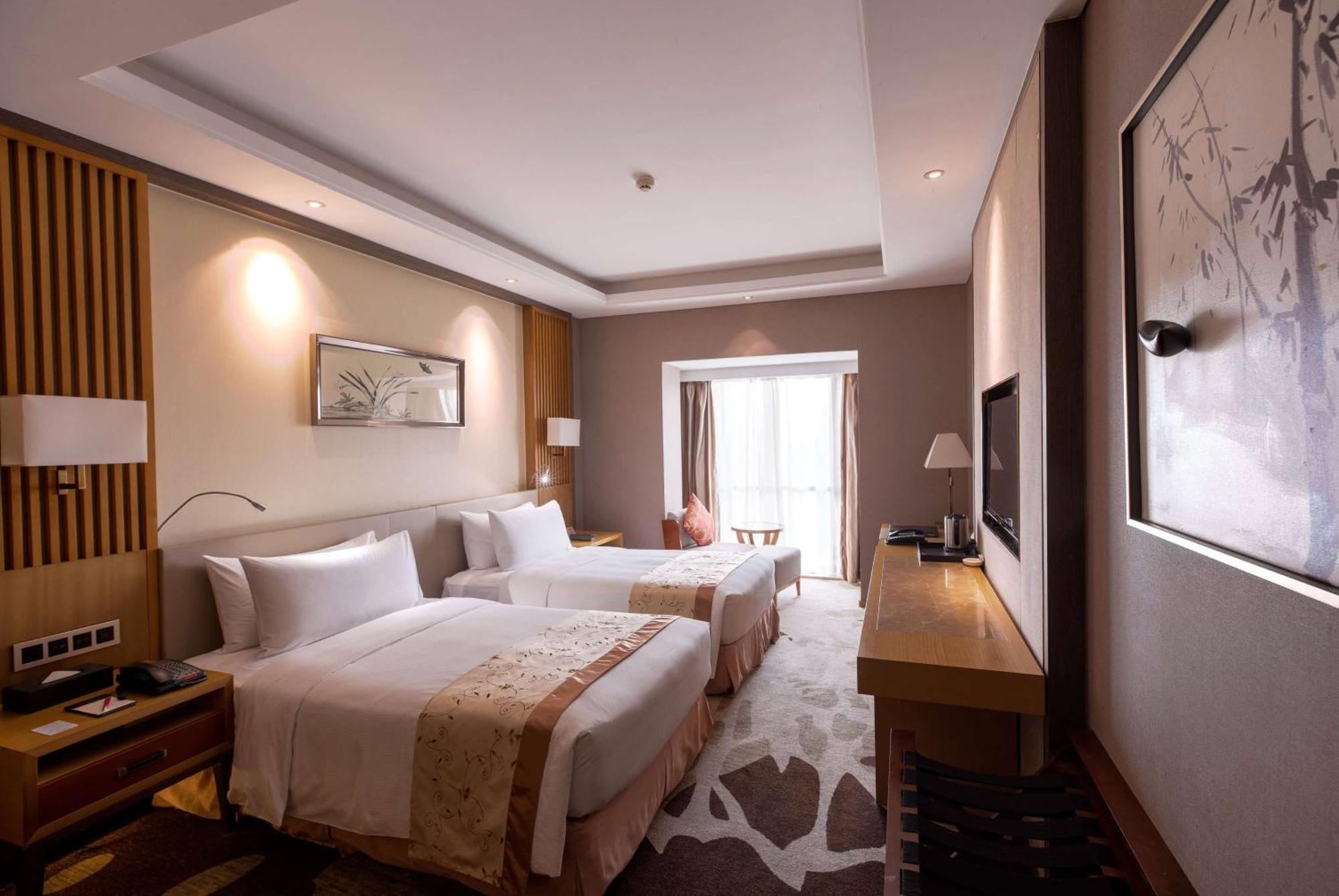 Готель Ramada Plaza By Wyndham Fuzhou South Екстер'єр фото