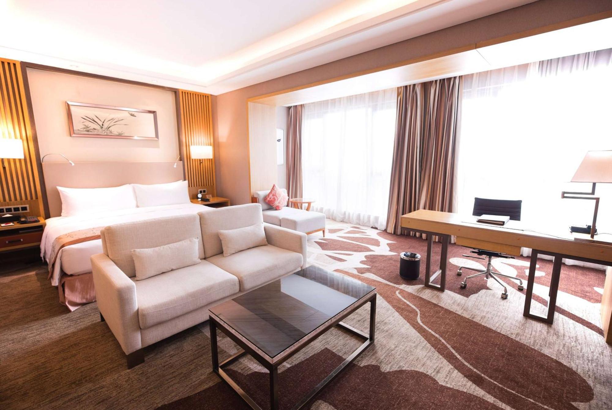 Готель Ramada Plaza By Wyndham Fuzhou South Екстер'єр фото
